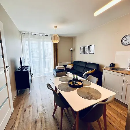Apartment Al-dom Maczka 5 W Spokojnej Okolicy Kolobrzeg